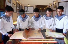 “黄沙和长沙归属越南——历史证据和法律依据”地图资料展在茶荣省举行