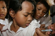 印尼家长提高对假疫苗的提防意识