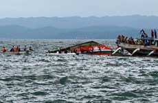 印尼西部船只沉没事故造成15人死亡