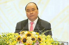 越南政府总理启程出席第28届和第29届东盟峰会及系列会议