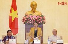 越南第十四届国会常务委员会第三次会议闭幕