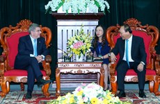阮春福总理会见国际奥委会主席和亚洲奥林匹克理事会主席