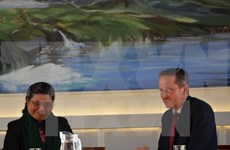 国会副主席丛氏放与丹麦外交部长克里斯蒂安•延森举行工作座谈会
