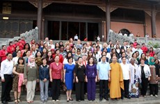 各国驻越女大使和国际组织驻越代表机构女首席代表访问宁平省