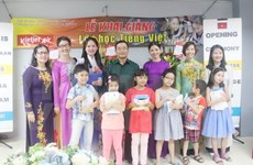 马来西亚首个越南语培训班正式开学