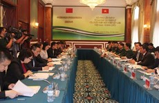 越中陆地边境口岸管理合作委员会第四次会议在河内举行