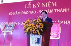 全国各地纷纷举行庆祝越南教师节活动
