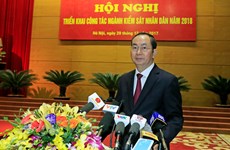 越南国家主席陈大光出席2018年人民检察部门工作任务部署会议( 组图）