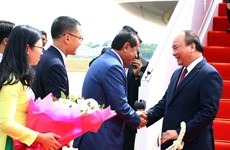 越南政府总理阮春福抵达金边出席澜沧江－湄公河合作第二次领导人会议（组图）