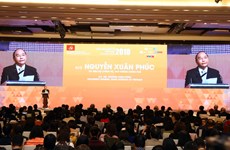 越南政府总理阮春福出席2018年越南经济论坛（组图）