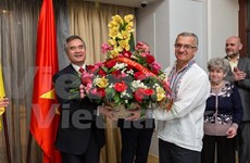 乌越友好协会对巩固和加强两国友好合作关系作出巨大贡献