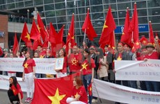 旅韩越南人举行游行活动反对中国在东海的行为