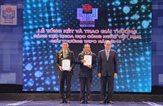  越南科技创新奖暨WIPO奖颁奖仪式在河内举行