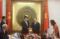 文莱王子率团访问越南清化省寻找投资与合作商机