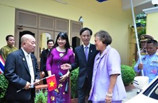 越泰建交40周年：泰国公主探访越南驻泰大使馆