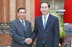 越南国家主席陈大光会见老挝国家主席办公厅主任蓬塔迪