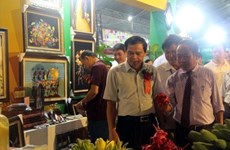 越南北中部农业与贸易展览会开展