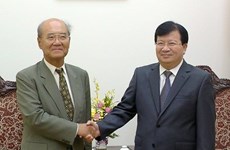 越南政府副总理郑廷勇会见UNESCO前总干事松浦晃一郎