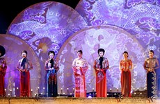 “神话起源地”越南长衣节