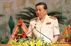 越南公安部长苏林访问泰国