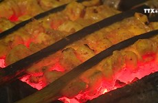 吕望炙鱼脍 - 首都河内饮食文化的精髓