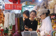 岘港市经济逐步得到复苏和发展