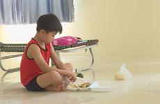 疫情之下北江省儿童度过特殊的六一儿童节