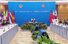 范明政总理出席东盟与中日韩领导人会议