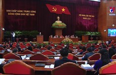 越共第十三届委员会第六次全体会议隆重开幕