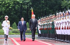 新加坡总理李显龙对越南进行正式访问