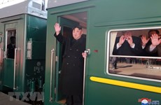 朝鲜最高领导人金正恩乘坐专列火车赴河内（组图）