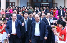 阮春福参加在北江省的“全民大团结日”活动