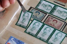 组图：邮票上的胡志明主席形象