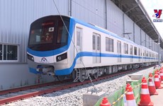 胡志明市滨城-仙泉地铁开始试运行