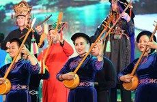 组图：天曲--越南北部山区岱侬傣三族颇具特色的民间演唱艺术