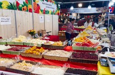 越南蜜饯和茶叶亮相2023年法国国际农业博览会