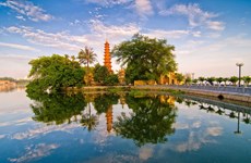  越南各地旅游业加速发展