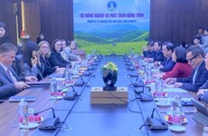 越南与美国促进农业生物技术合作