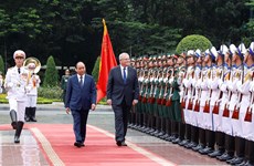 越南政府总理阮春福为澳大利亚总理斯科特·莫里森举行欢迎仪式（组图）