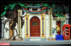 组图：用乐高积木打造越南“小寺庙”