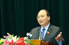越南政府总理阮春福接触海防市海安郡选民