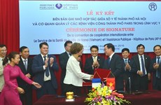 越南河内市与法国巴黎市加强医疗卫生领域合作
