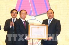 阮春福总理：为中小型企业营造更加公平透明的营商环境