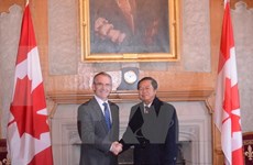 进一步加强越南与加拿大议会间交流与合作