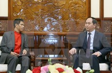越南国家主席陈大光会见东帝汶驻越南大使