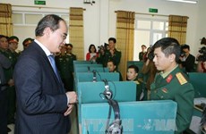 阮善仁同志访问河内市特工军官学校