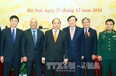 阮春福总理：努力做好法律审核工作 打立法工作中利益集团