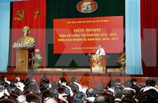 越共中央组织部部长范明正出席提升高级政治理论培训质量会议