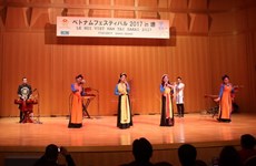 “2017年堺市越南春节”文艺表演活动给日本民众留下深刻印象