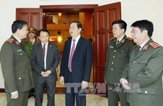 越南国家主席陈大光：人民公安力量须在党建工作中达成共识